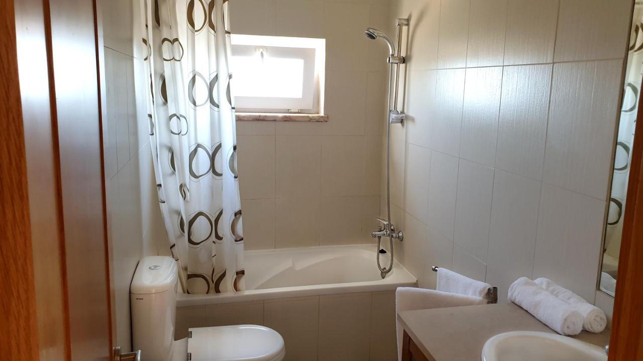 Gorgeous Apartment In Portimao Bagian luar foto